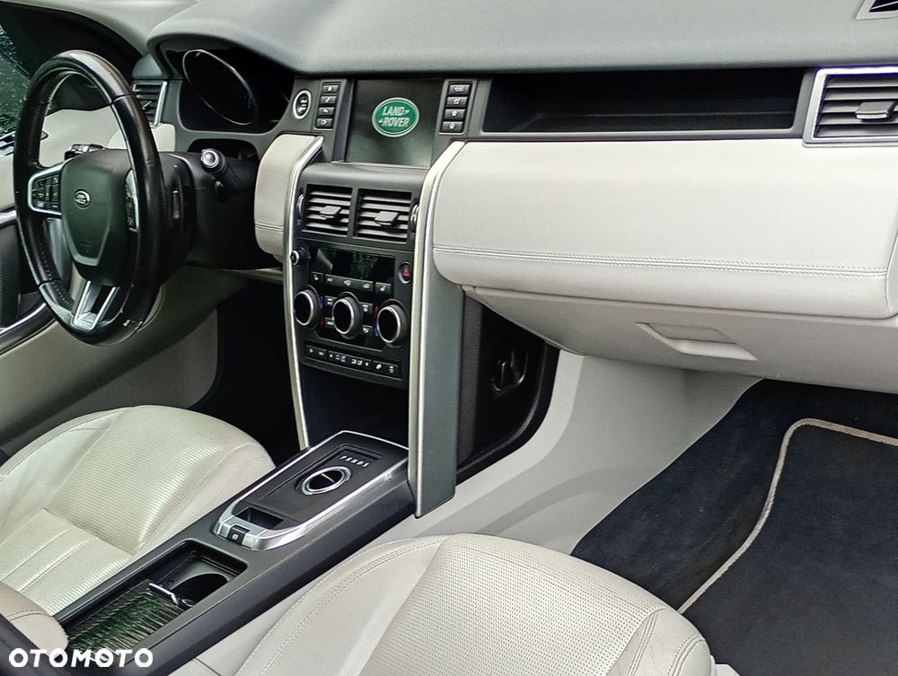 Land Rover Discovery Sport TD4 SkyView Edition - 14
