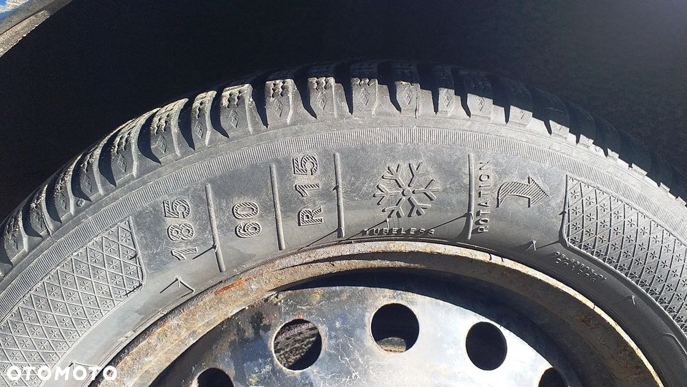 Na części Toyota Yaris II 1.3 B VVTi 5-drzwi lak. 8T1 silnik 2SP72L skrzynia C551 maska klapa zderzak błotnik fotel kanapa koła zimowe felgi stalowe zawieszenie - 10