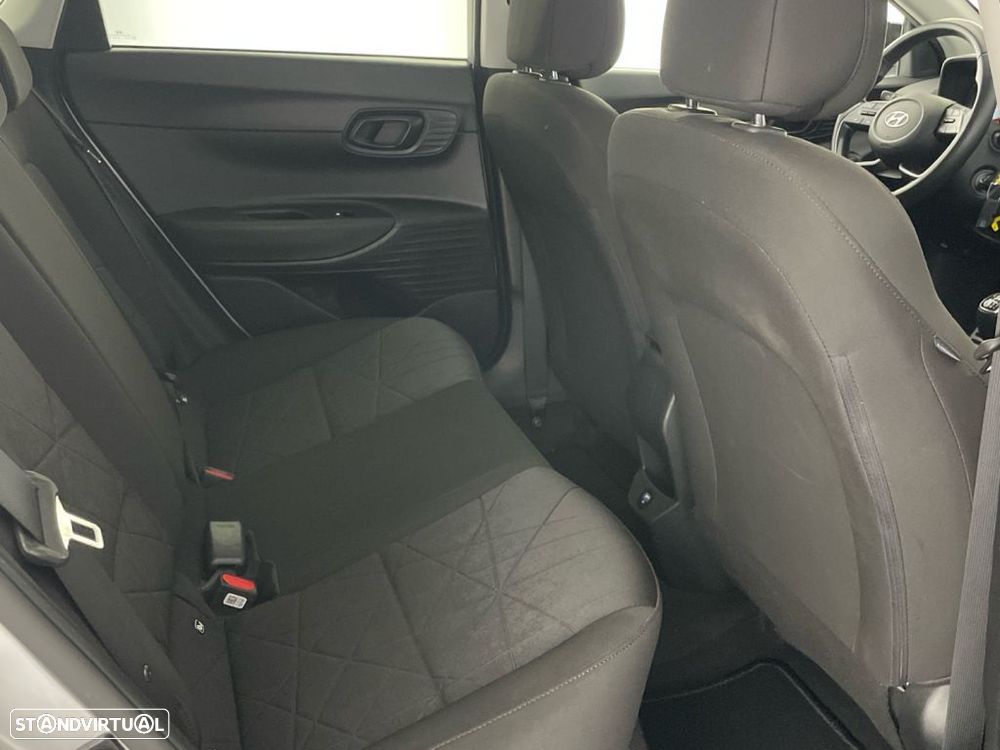 Hyundai Bayon 1.0 T-GDI Premium - 24