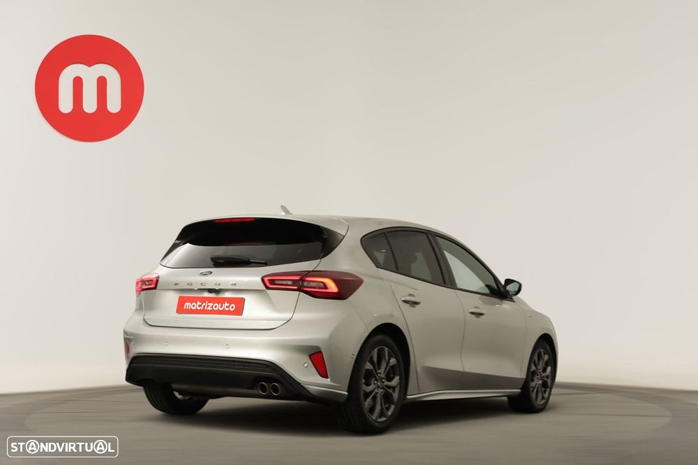 Ford Focus 1.0 EcoBoost MHEV ST-Line X Aut. — photo 4