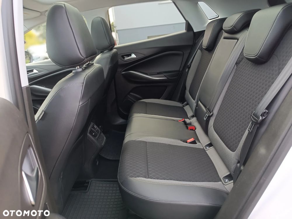 Opel Grandland X 1.6 D Start/Stop INNOVATION - 19