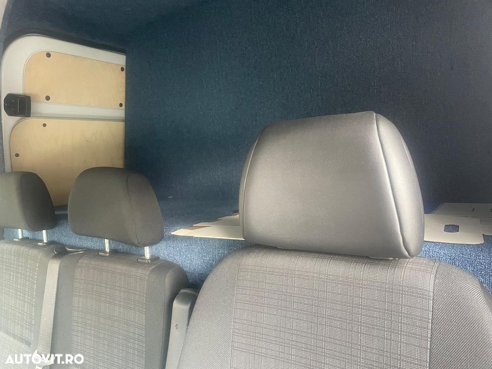 Mercedes-Benz Sprinter 319 CDI - 11