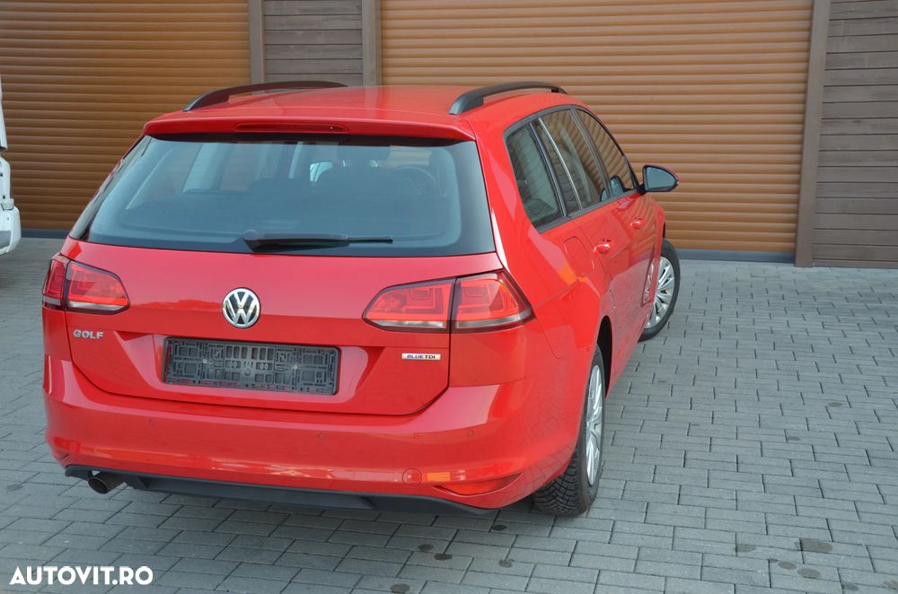 Volkswagen Golf 1.6 TDI DPF BMT DSG Trendline - 8