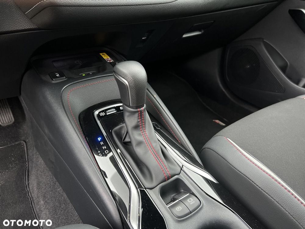 Toyota Corolla 2.0 Hybrid GR Sport Dynamic - 26