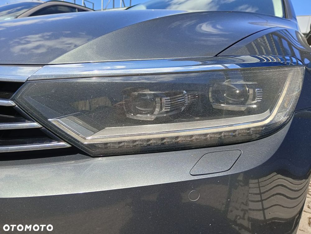 Volkswagen Passat 2.0 TDI SCR DSG Highline - 34