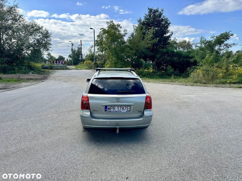 Toyota Avensis - 3