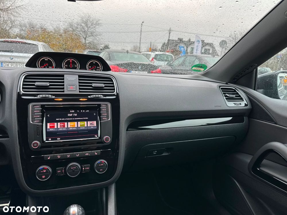 Volkswagen Scirocco 2.0 GTS (BlueMotion Technology) DSG - 19