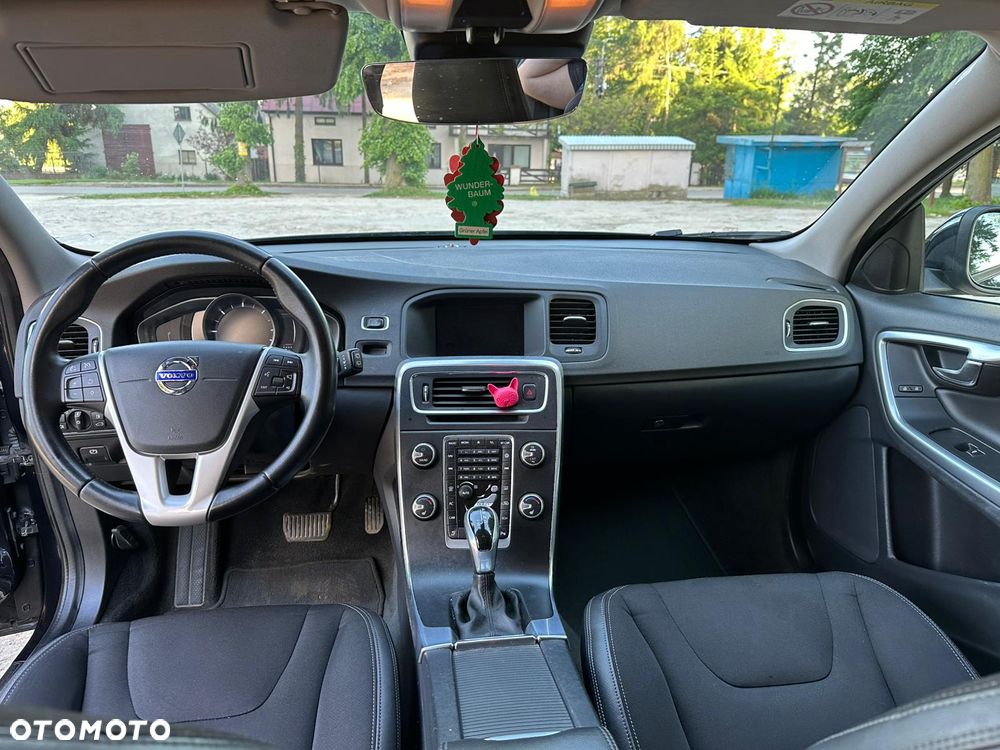 Volvo V60 - 14