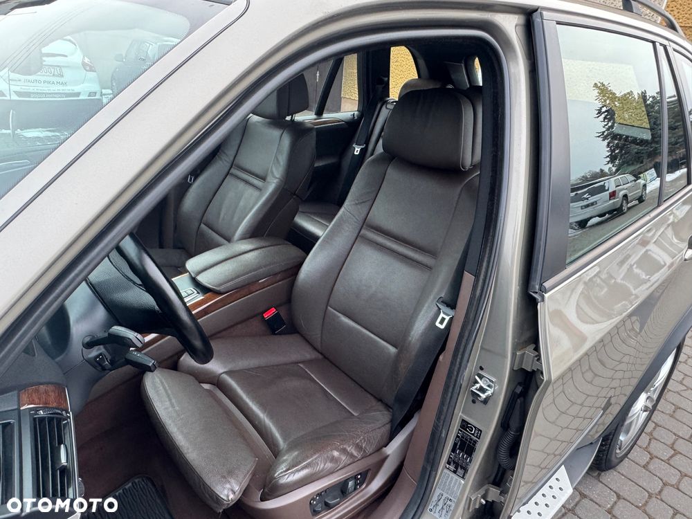 BMW X5 3.0si - 9