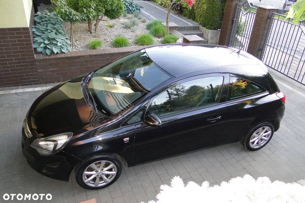 Opel Corsa 1.4 16V 150 Jahre - 9