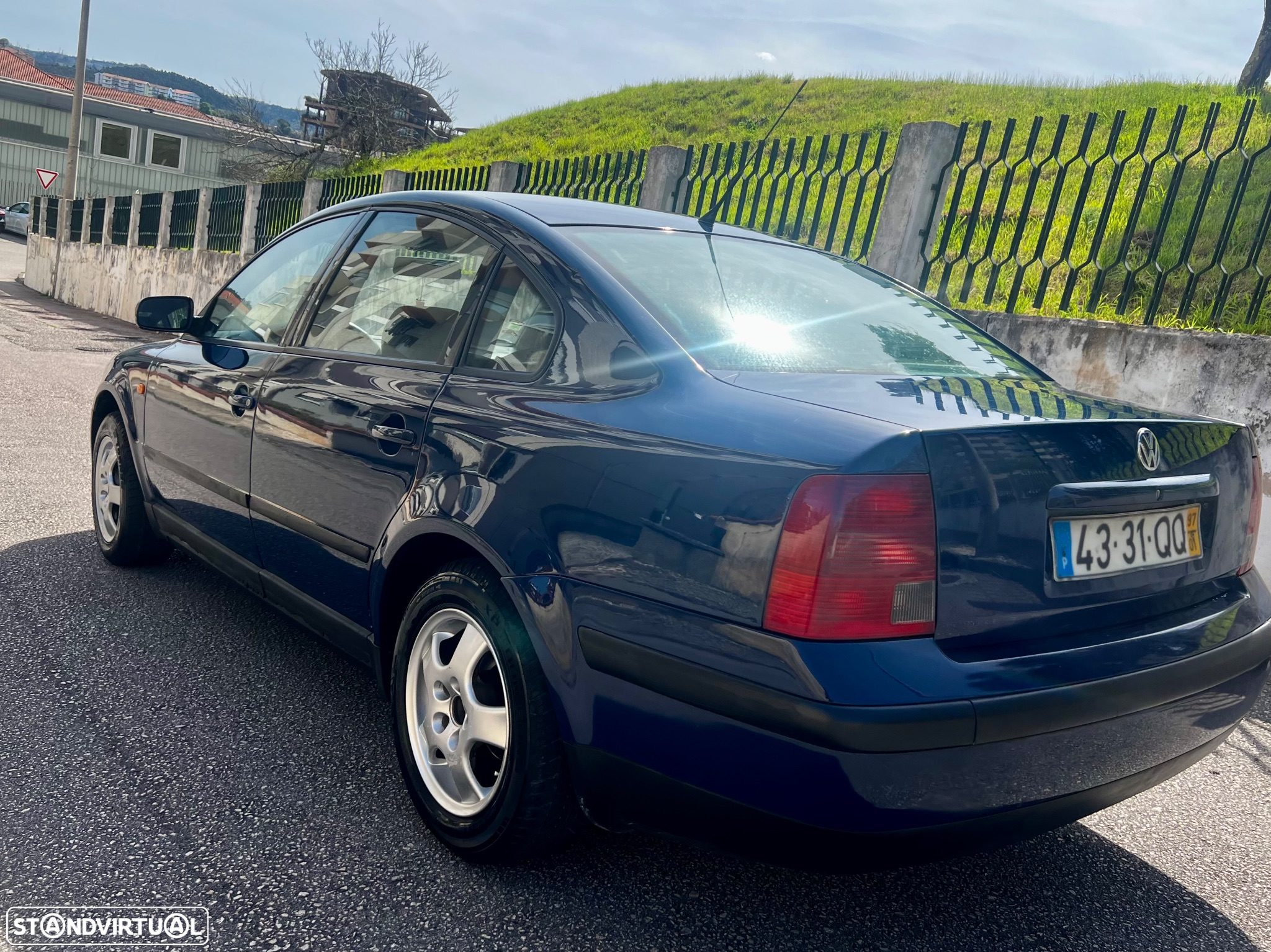 VW Passat - 2
