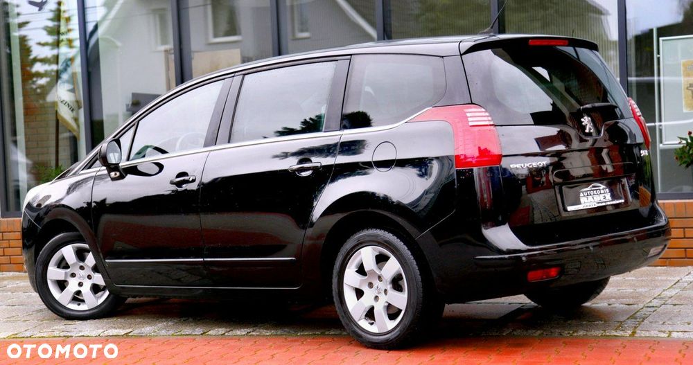 Peugeot 5008 1.6 THP Premium - 6