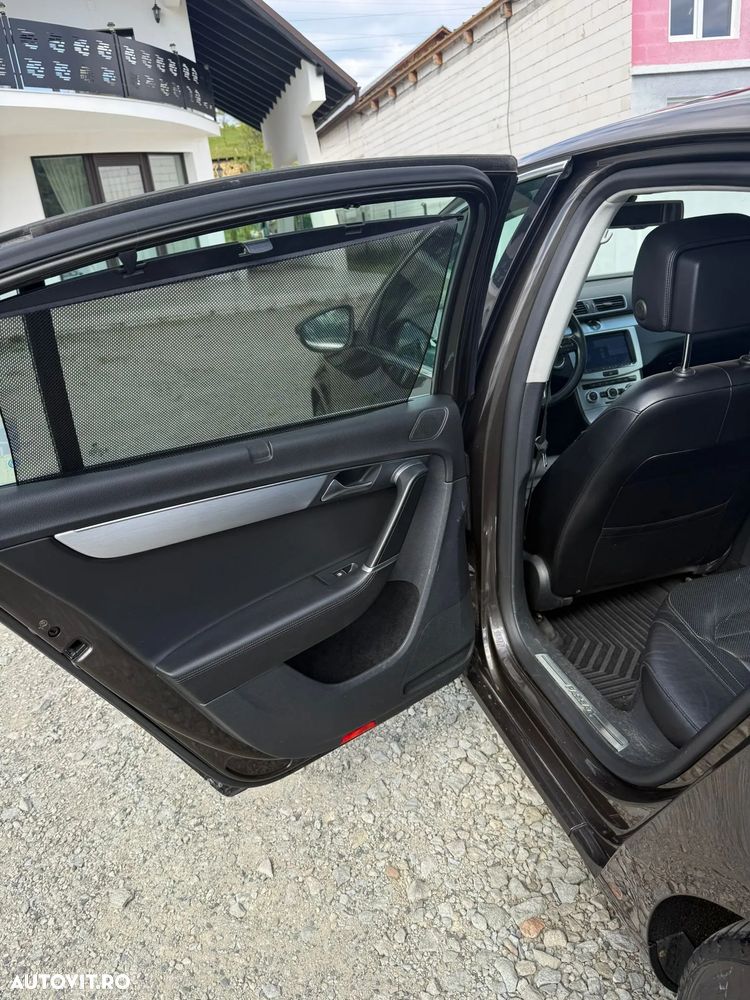Volkswagen Passat 2.0 TDI DSG (BlueMotion Technology) Highline - 14