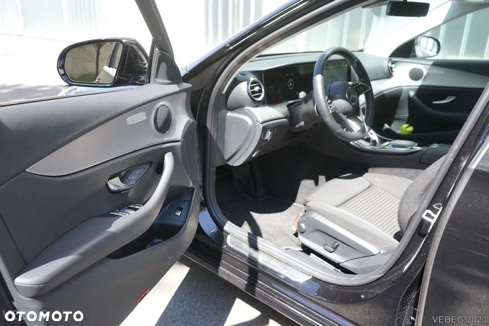 Mercedes-Benz Klasa E 220 d 9G-TRONIC Avantgarde - 5