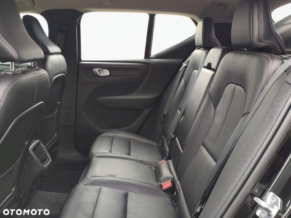 Volvo XC 40 - 20
