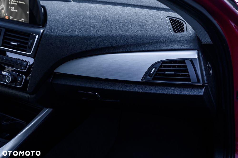 BMW Seria 1 118d - 30