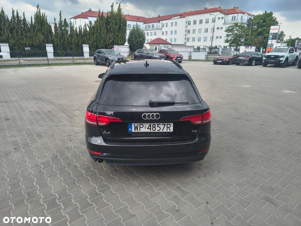 Audi A4 Avant 2.0 TDI - 15
