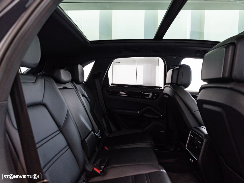 Porsche Cayenne E-Hybrid - 30