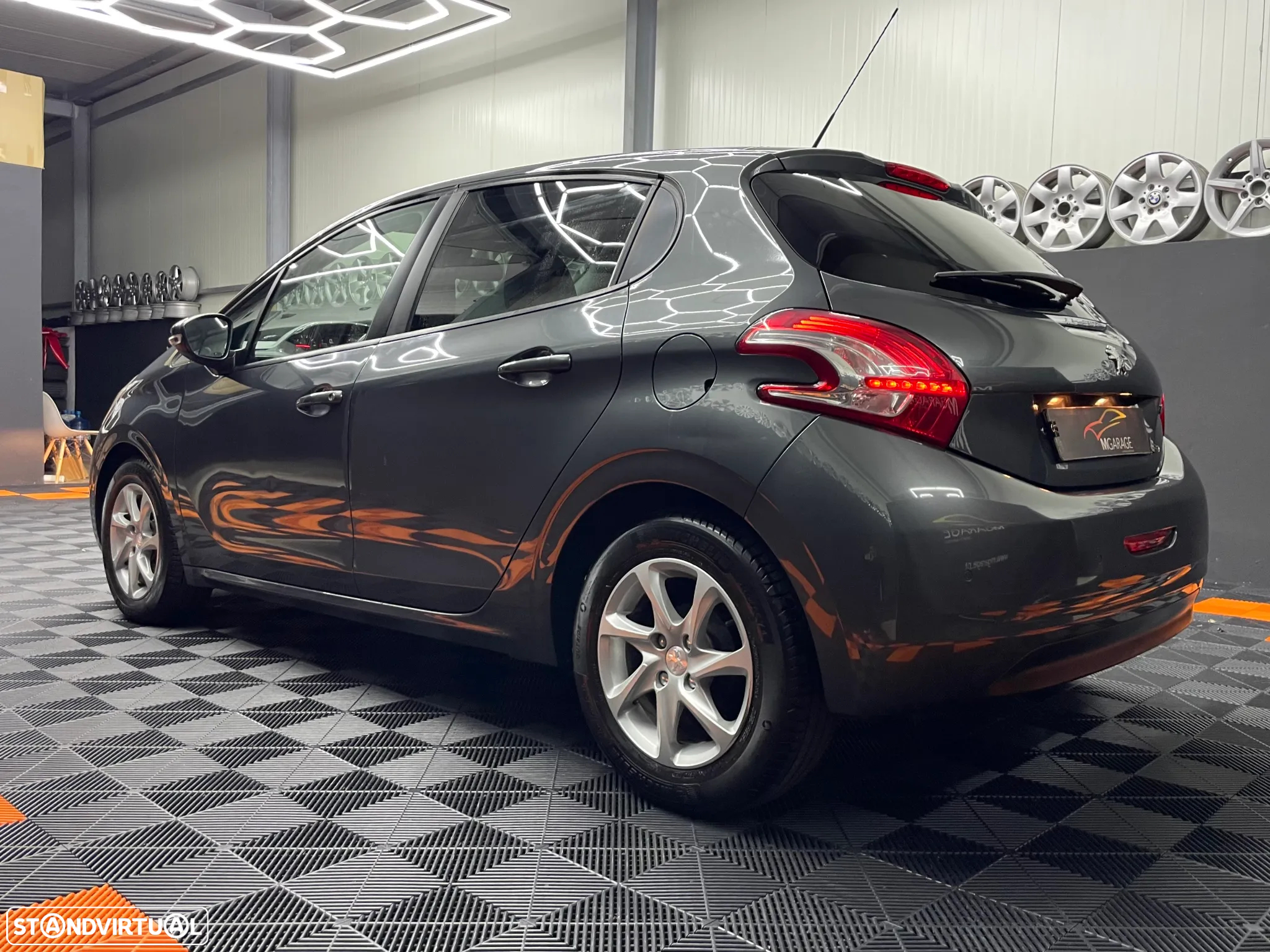 Peugeot 208 1.2 PureTech Style - 7