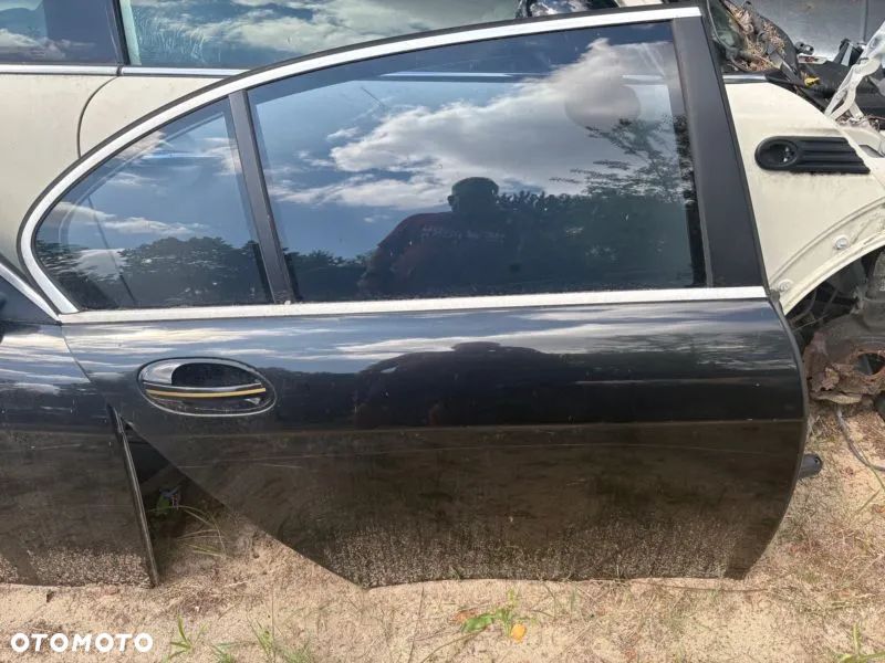 BMW 7 E66 E65 LONG Li przedłużana wersja 750Li DRZWI tył tylne prawe prawa strona tylna LONG 475 black sapphire