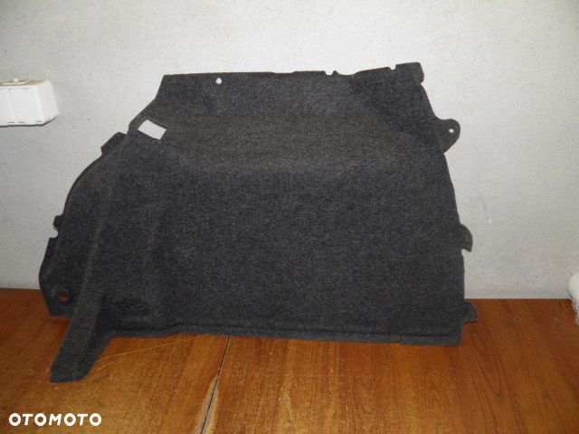 TAPICERKA BAGAŻNIKA VW GOLF VI PRAWA STRONA - 3