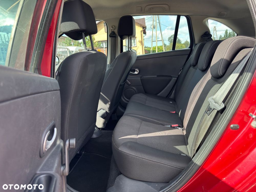 Renault Clio 1.2 16V Expression - 19