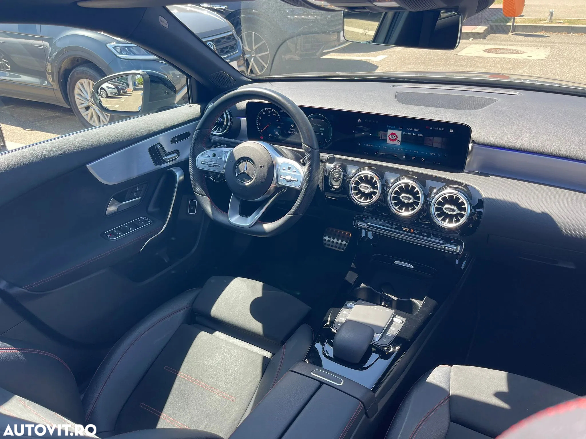 Mercedes-Benz A 250 e 8G-DCT AMG Line - 16