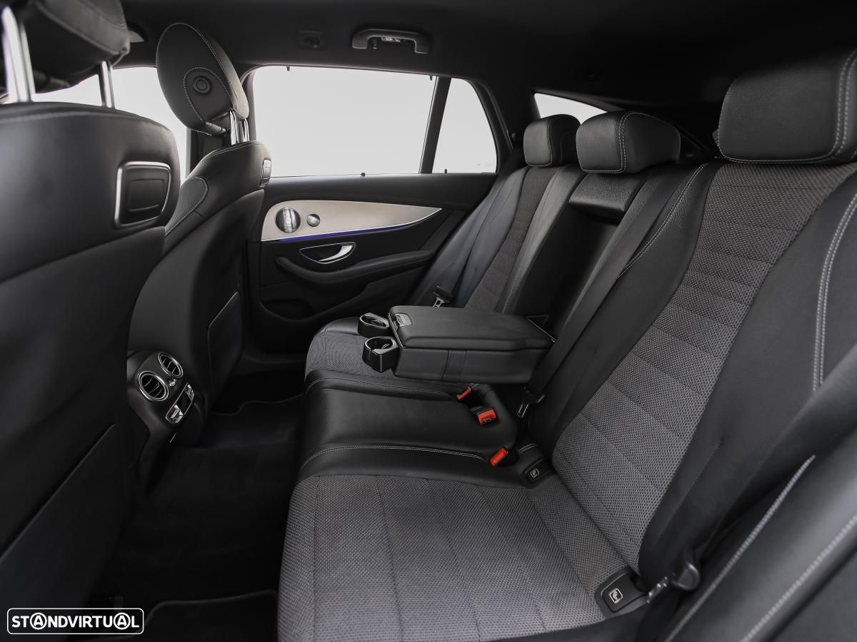 Mercedes-Benz E 300 de Avantgarde 4Matic - 11