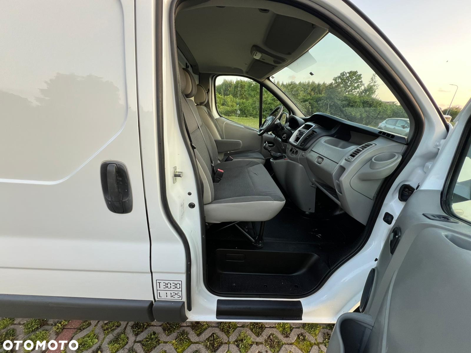 Opel Vivaro - 16