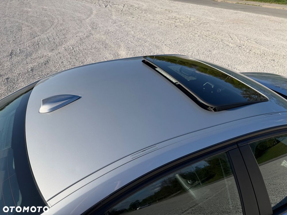 BMW Seria 3 328i xDrive - 9