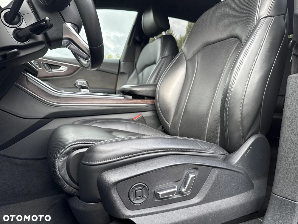 Audi Q8 50 TDI mHEV Quattro Tiptronic - 11