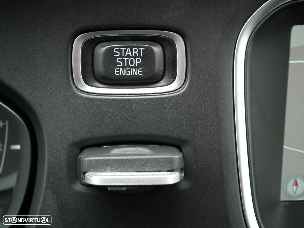 Volvo V40 1.6 D2 Momentum - 29