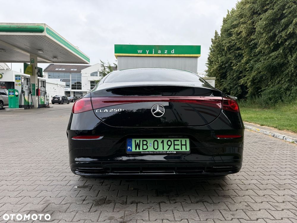 Mercedes-Benz CLA - 4