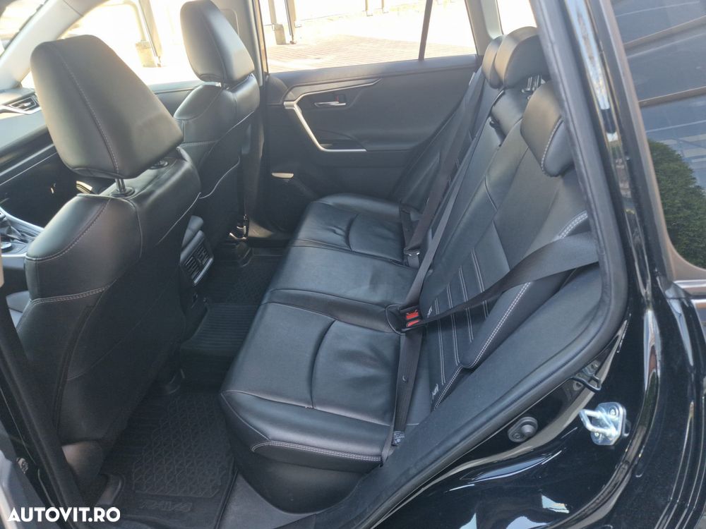 Toyota RAV4 2.5 VVT-iE 4x4 Luxury - 24