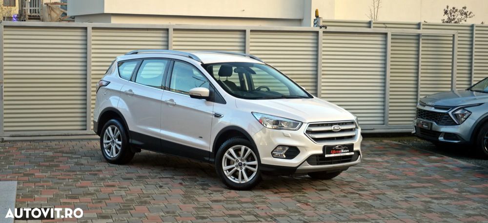Ford Kuga 1.5 EcoBoost 4WD Aut. Titanium - 12