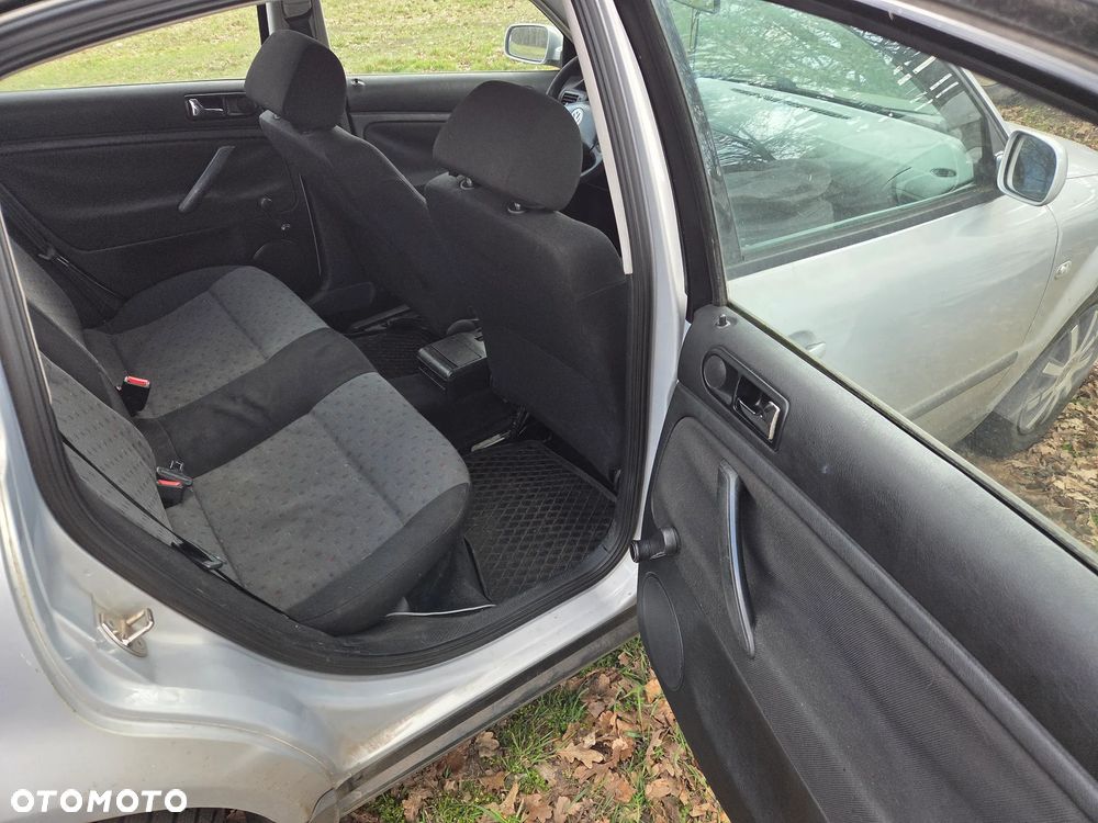 Volkswagen Passat 1.9 TDI - 9