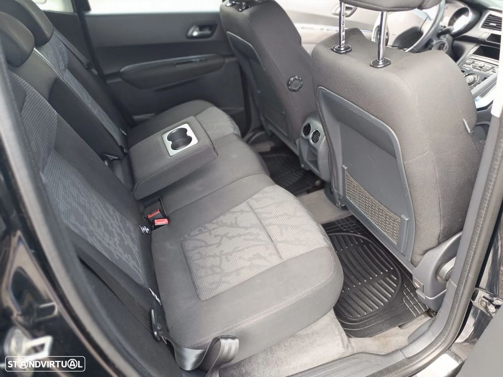 Peugeot 3008 1.6 HDi Executive - 7