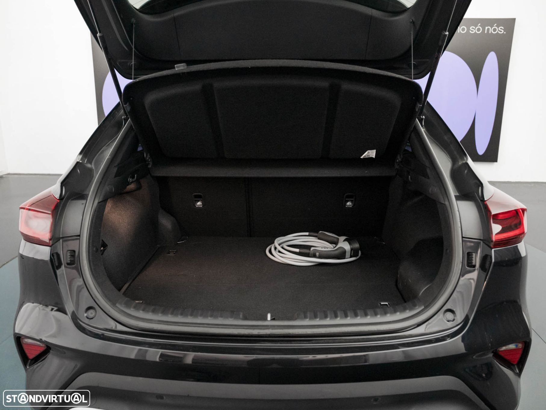 Kia XCeed 1.6 GDi PHEV Drive - 12