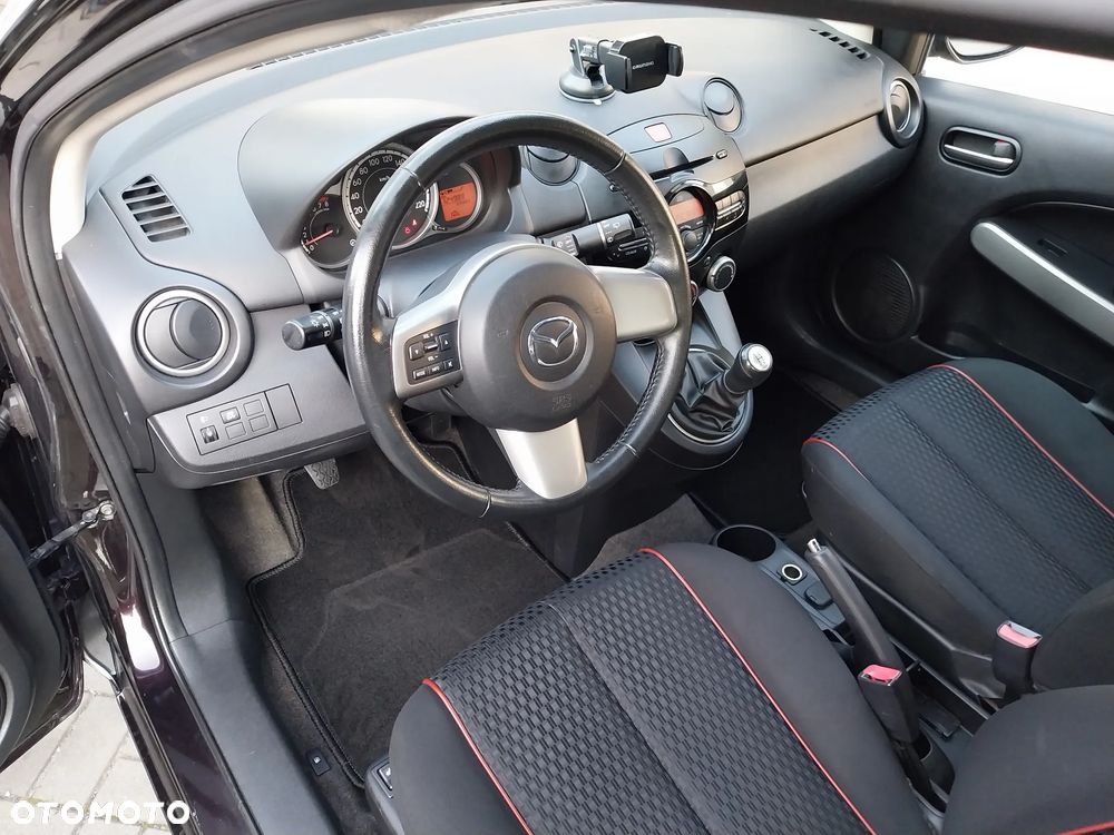 Mazda 2 1.3 Exclusive - 15