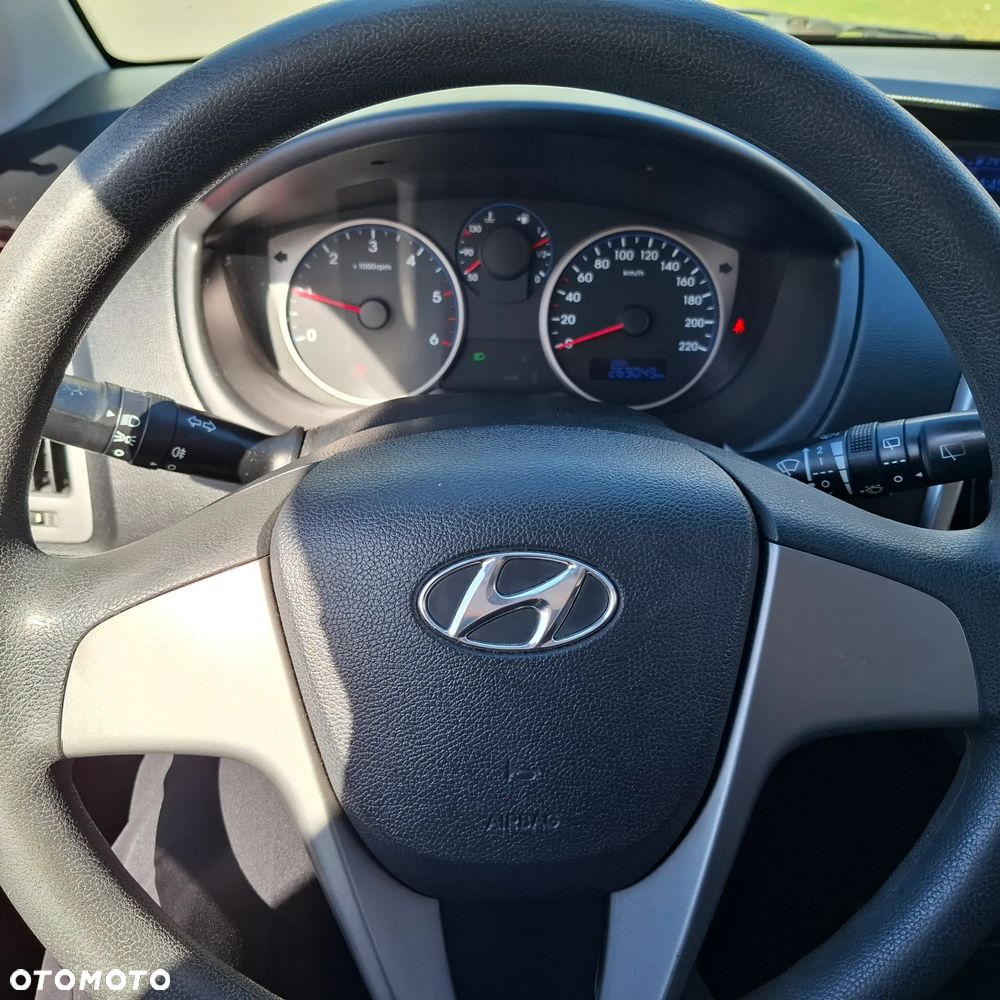 Hyundai i20 1.1 CRDi Classic - 8
