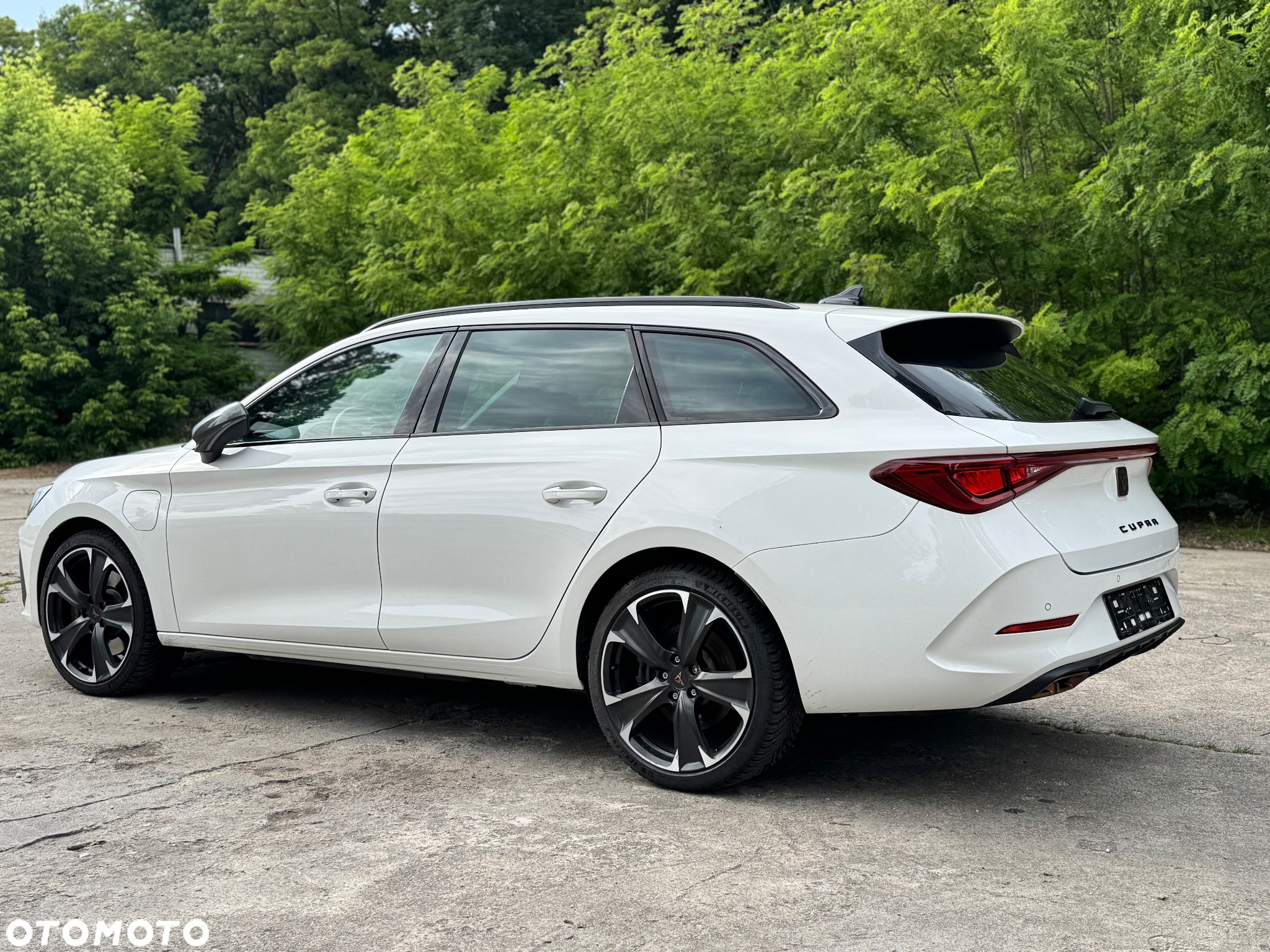 Cupra Leon Sportstourer 1.5 e-Hybrid - 11