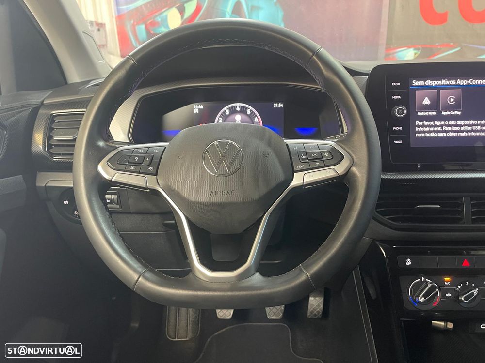 VW T-Cross 1.0 TSI Conceptline - 37