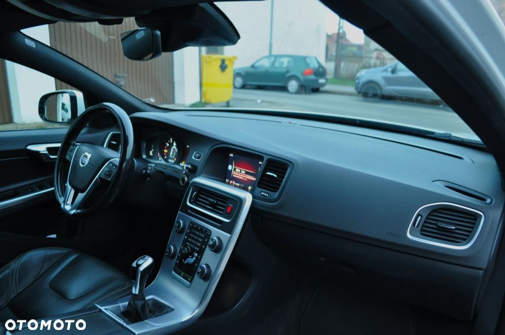 Volvo V60 - 24