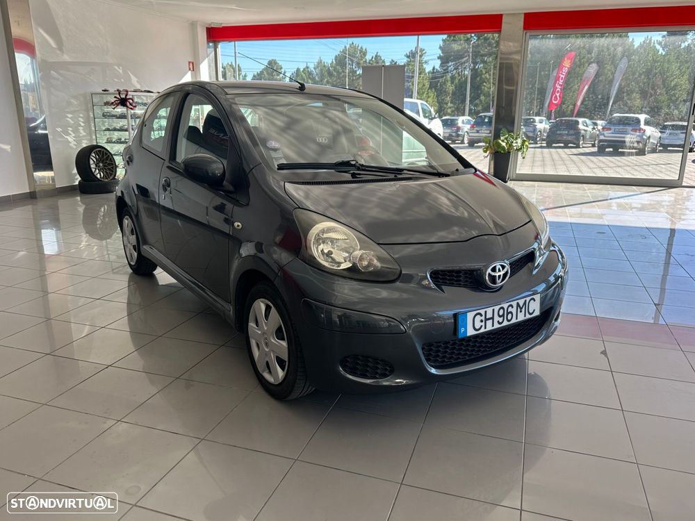 Toyota Aygo 2011 photo 3