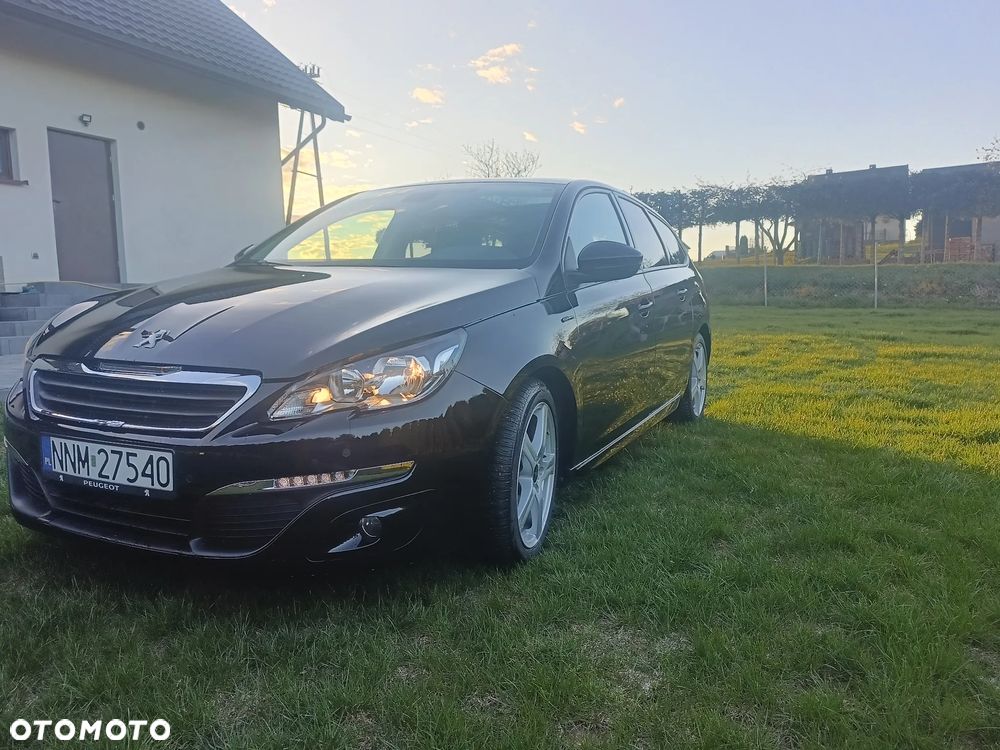 Peugeot 308 1.6 BlueHDi Allure S&S - 2