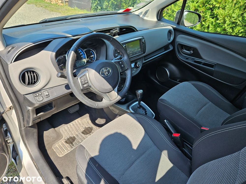 Toyota Yaris 1.5 VVT-i Comfort - 9