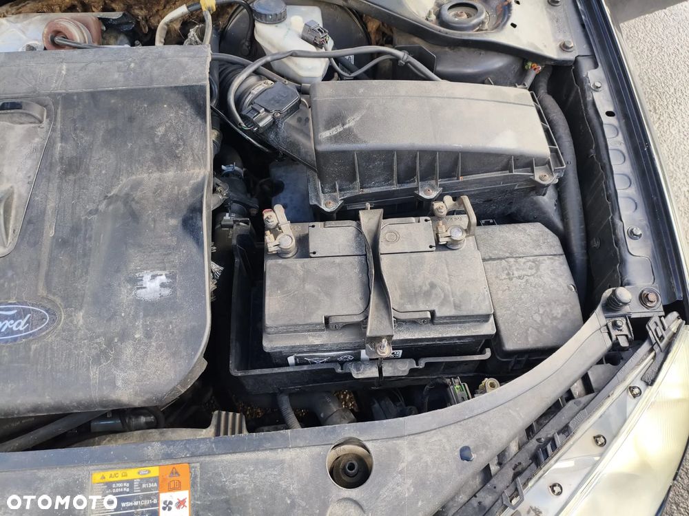 Ford Mondeo 2.0 TDCI Ghia - 12