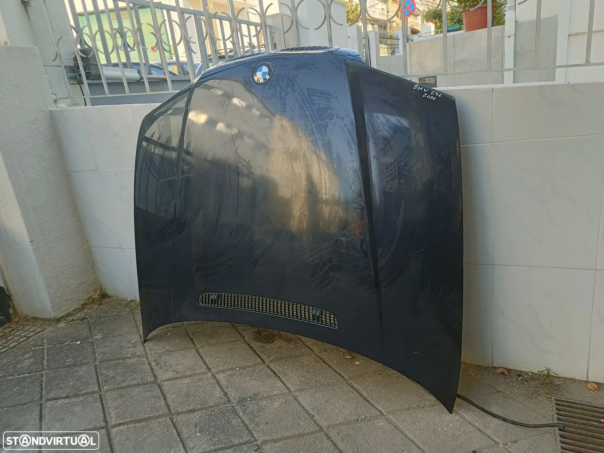 Capot BMW E46 2000 - 1