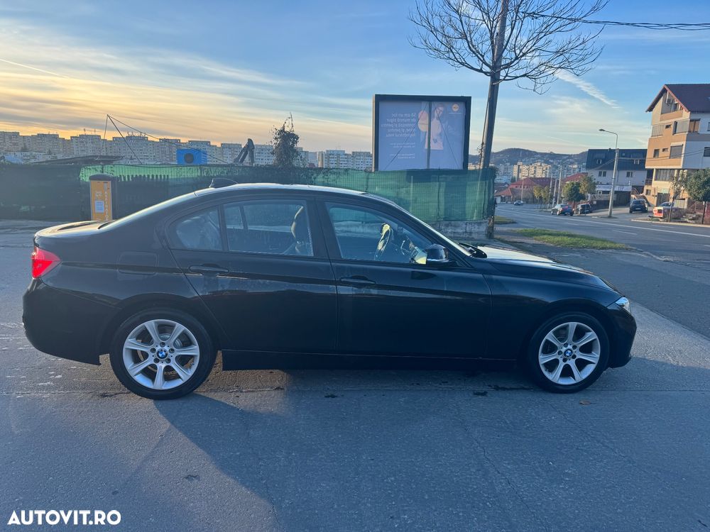 BMW Seria 3 320i AT - 2