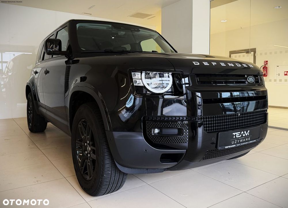 Land Rover Defender - 5
